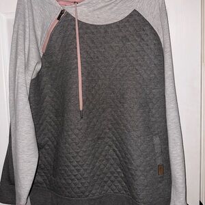 Maurice’s Gray and Pink Quilted Women's Top